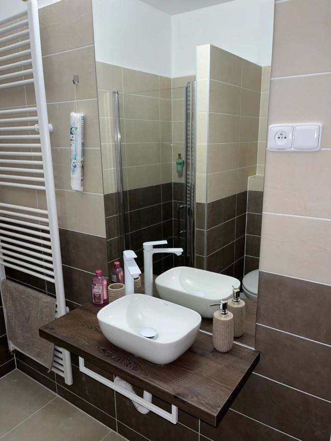 Apartmany Nezarka A Privatni Wellness Jindřichŭv Hradec Eksteriør billede