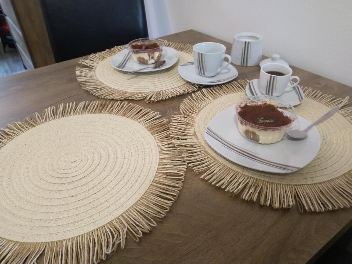 Apartmany Nezarka A Privatni Wellness Jindřichŭv Hradec Eksteriør billede
