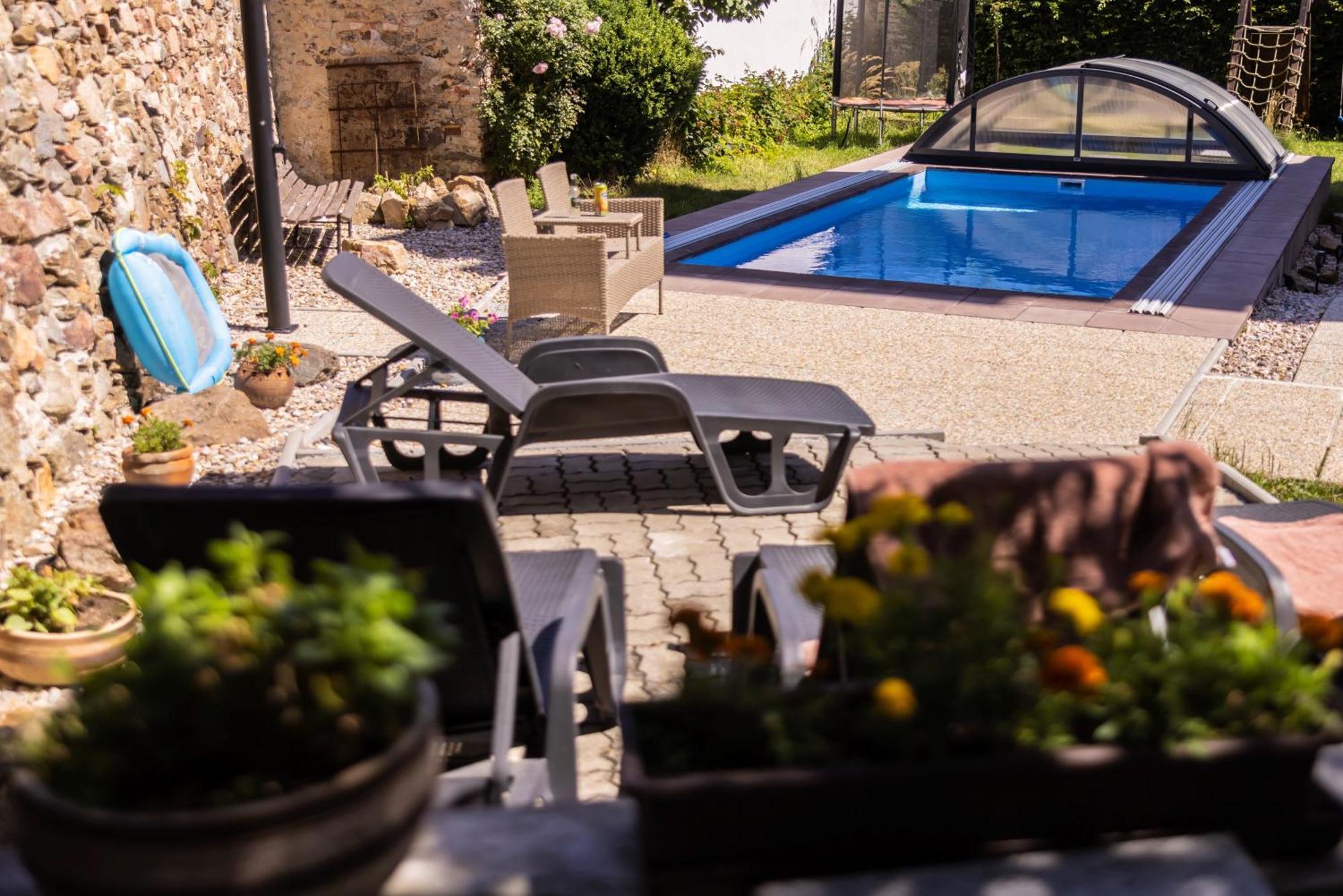 Apartmany Nezarka A Privatni Wellness Jindřichŭv Hradec Eksteriør billede